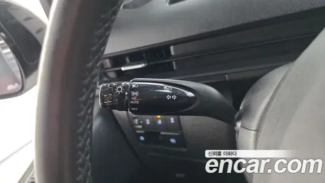 Hyundai Staria 2021 — Фото 20/20