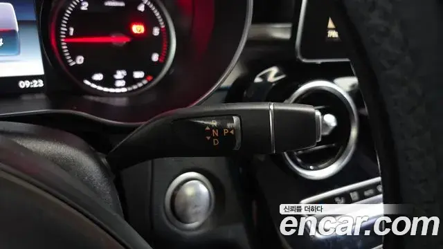 Mercedes-Benz C-Class 2018 — ფოტო 10/30