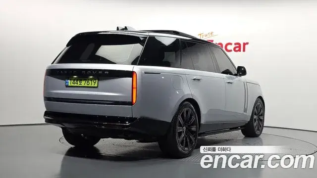 Land Rover Range Rover 2025 — Photo 10/20
