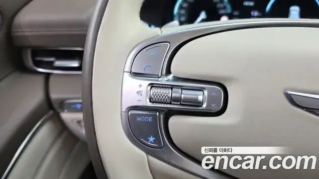 Genesis GV80 2023 — Photo 31/36