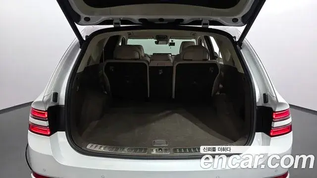 Genesis GV80 2023 — Photo 34/36