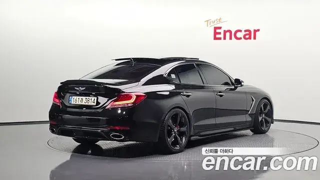 Genesis G70 2018 — ფოტო 8/20