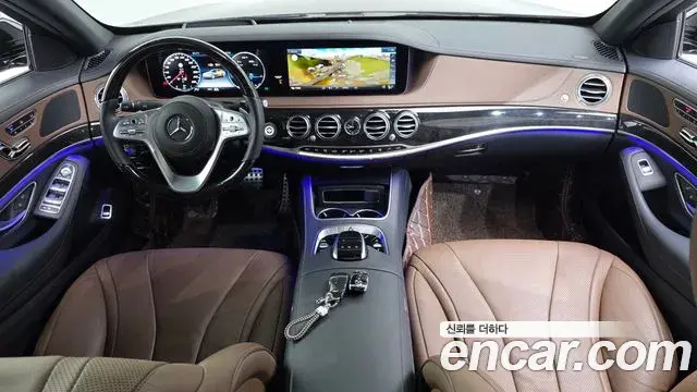 Mercedes-Benz S-Class 2020 — Photo 24/30