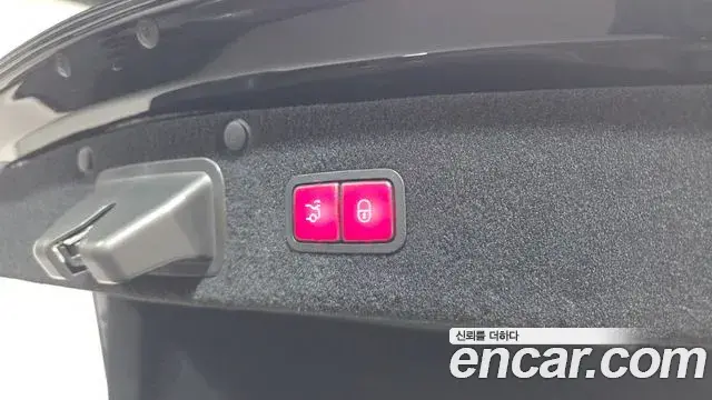 Mercedes-Benz S-Class 2020 — Photo 19/30