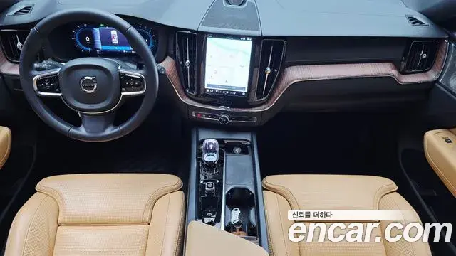 Volvo XC60 2024 — Şəkil 26/32