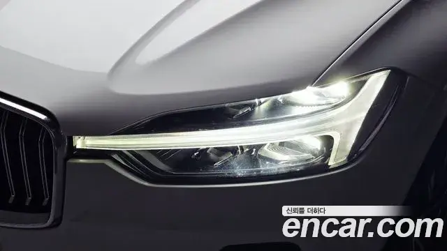 Volvo XC60 2024 — Şəkil 19/32