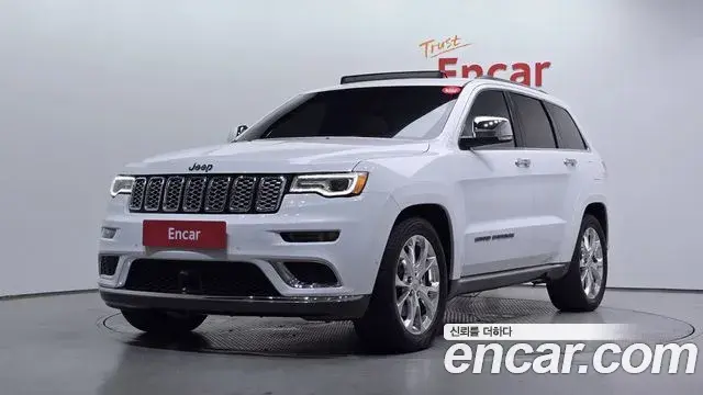 Jeep Grand Cherokee 2021 — Şəkil 20/30