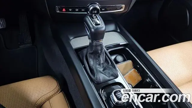 Volvo V60 Cross Country 2019 — ფოტო 11/20