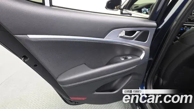 Genesis G70 2019 — Şəkil 8/32