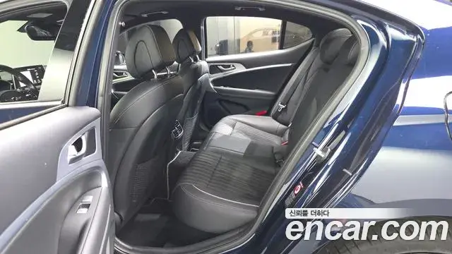 Genesis G70 2019 — Şəkil 14/32
