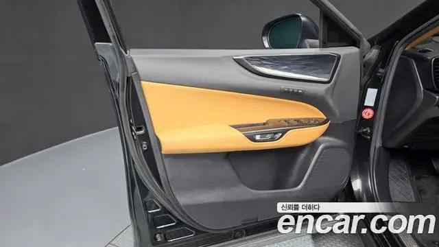 Lexus NX350h 2023 — ფოტო 27/37