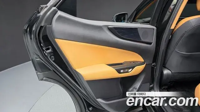 Lexus NX350h 2023 — ფოტო 4/37