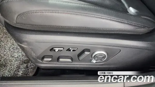 Hyundai Grandeur Hybrid 2023 — ფოტო 23/36