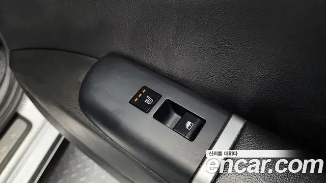 Hyundai Grandeur Hybrid 2023 — ფოტო 32/36