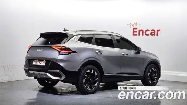 Kia Sportage 2022 — Фото 2/20
