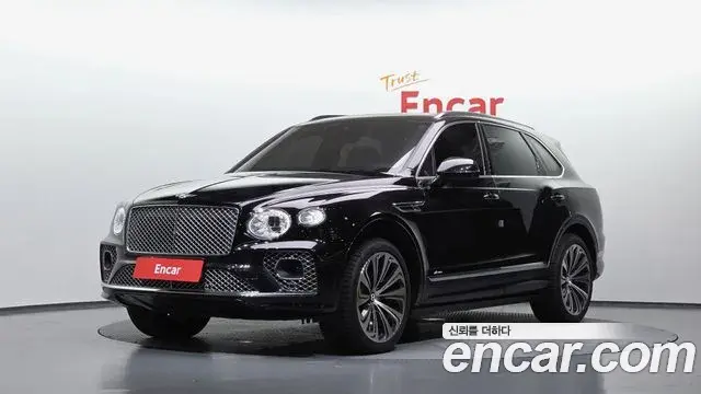 Bentley Bentayga 2023 — Photo 3/35