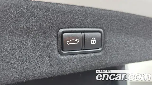 Kia The K9 2019 — Photo 8/33