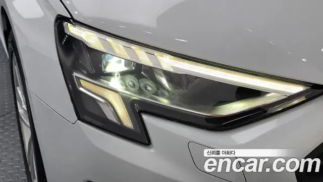 Audi A3 2023 — ფოტო 9/33