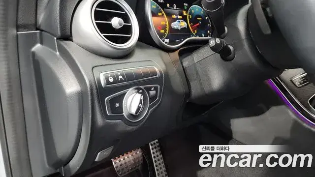 Mercedes-Benz C-Class 2021 — Şəkil 16/34