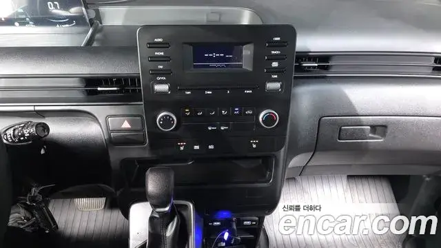 Hyundai Staria 2022 — Photo 11/30