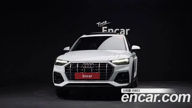 Audi Q5 2022 — ფოტო 14/20
