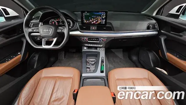 Audi Q5 2022 — ფოტო 6/20