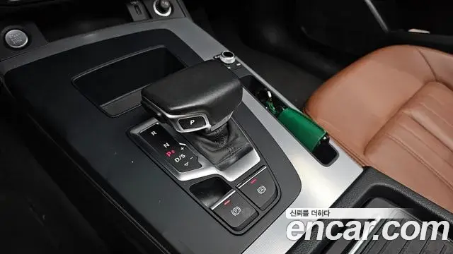 Audi Q5 2022 — ფოტო 11/20