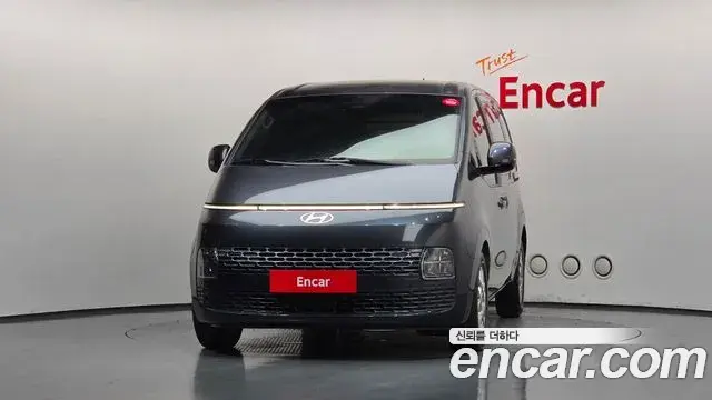 Hyundai Staria 2024 — Şəkil 9/31