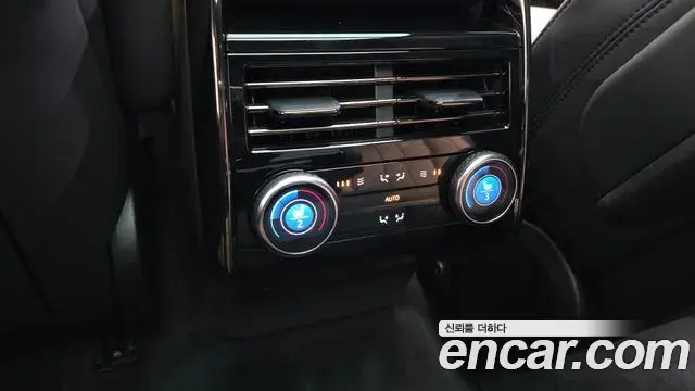 Land Rover Range Rover Sport 2026 — ფოტო 1/20