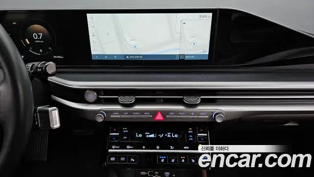 Hyundai Grandeur Hybrid 2023 — Şəkil 8/20