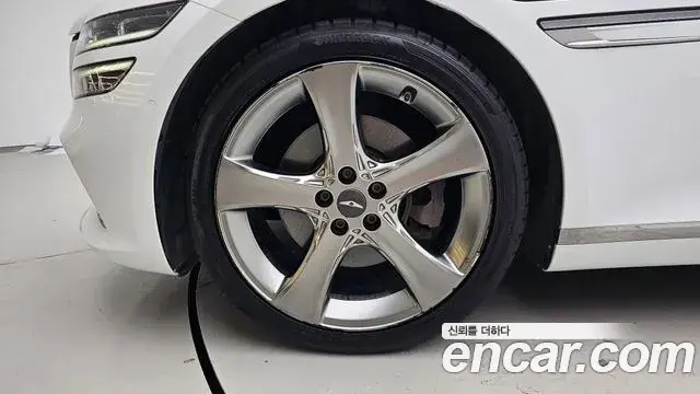 Genesis G80 2020 — Photo 20/20