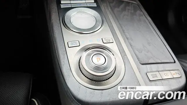 Genesis G80 2020 — Photo 19/20