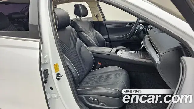 Genesis G80 2020 — Photo 16/20