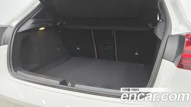 Mercedes-Benz A-Class 2025 — Photo 16/17
