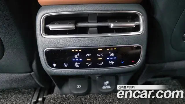 Genesis GV70 2024 — Şəkil 12/20