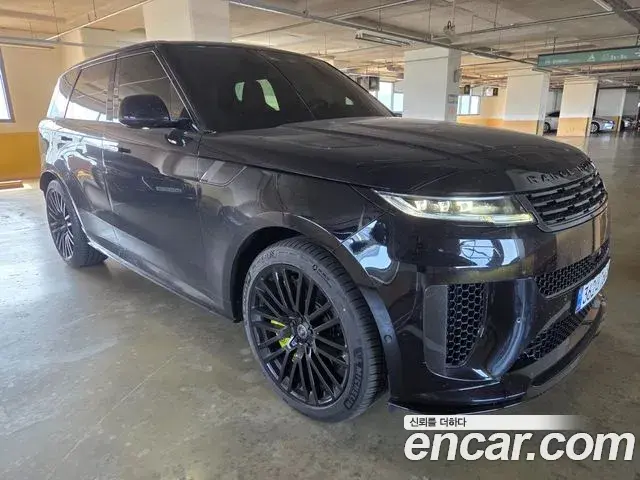 Land Rover Range Rover Sport 2025 — Photo 2/16