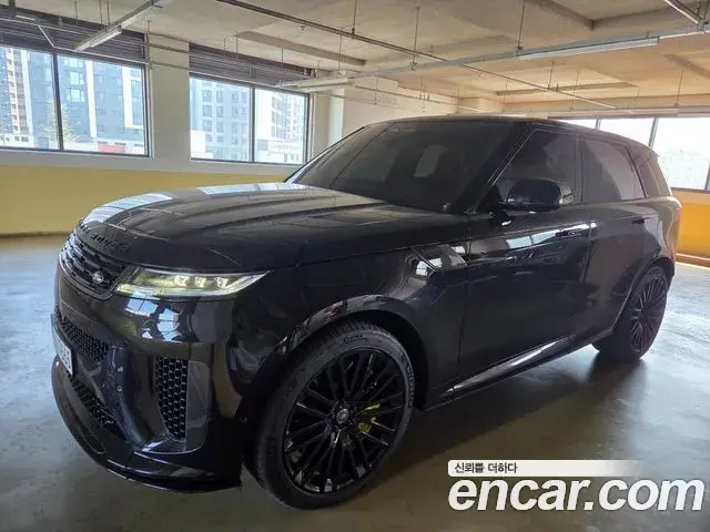 Land Rover Range Rover Sport 2025 — Photo 7/16