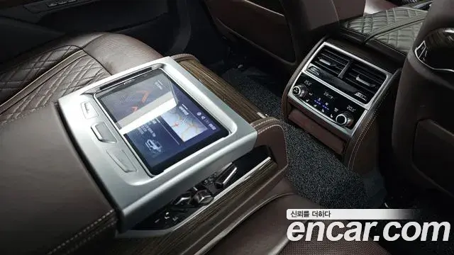 BMW 7 Series 2020 — Şəkil 13/20
