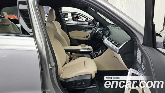 BMW X1 2025 — Фото 11/20
