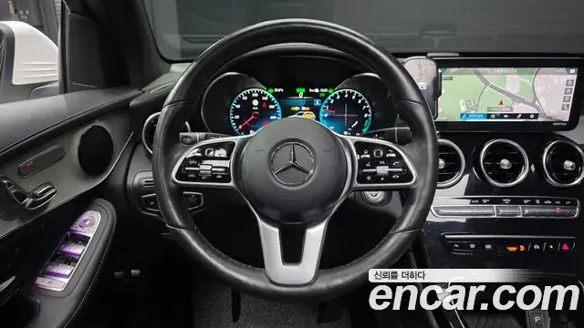 Mercedes-Benz GLC-Class 2021 — Photo 28/34