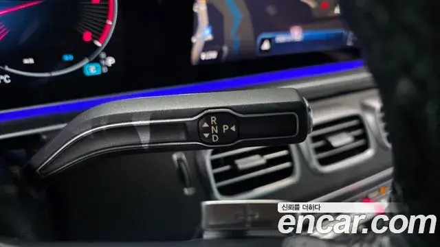 Mercedes-Benz GLE-Class 2023 — Şəkil 30/39