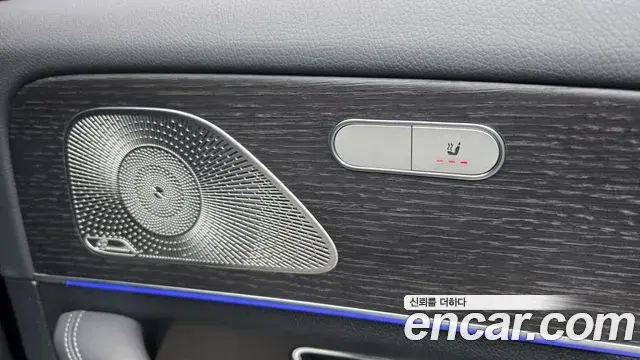 Mercedes-Benz GLE-Class 2023 — Şəkil 18/39