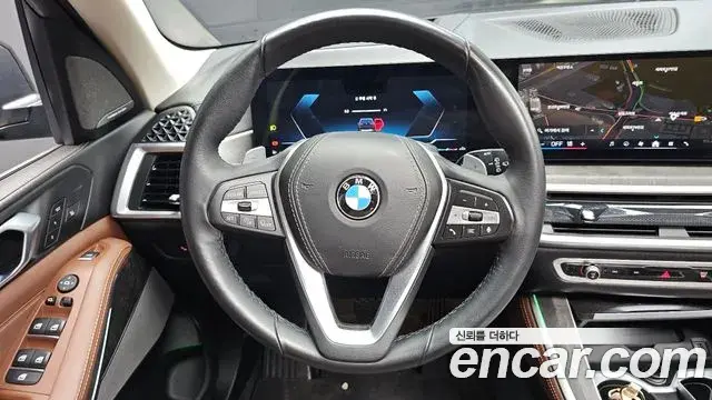 BMW X5 2024 — Photo 15/37