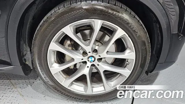 BMW X5 2024 — Photo 10/37