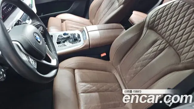 BMW X5 2024 — Photo 3/37