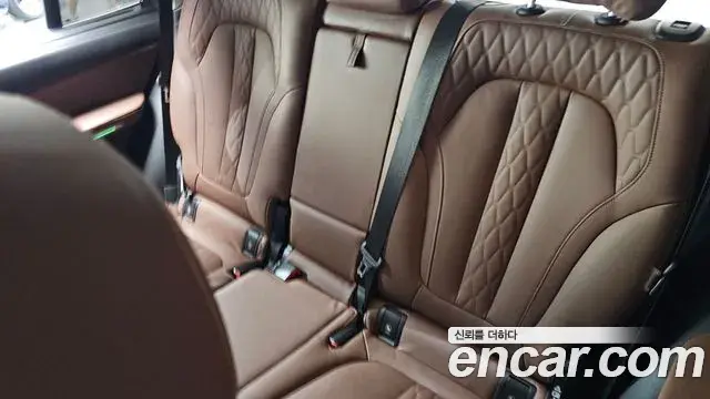 BMW X5 2024 — Photo 2/37