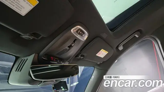 Volvo XC90 2019 — ფოტო 4/20