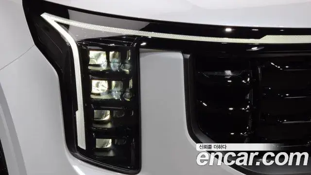 Kia Carnival 2025 — Şəkil 6/35
