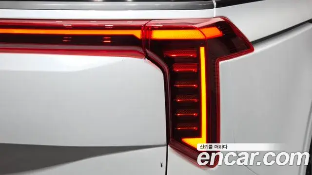 Kia Carnival 2025 — Şəkil 13/35