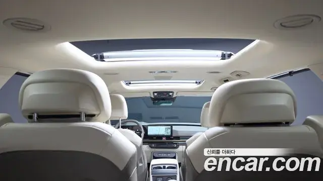 Kia Carnival 2025 — Şəkil 25/35